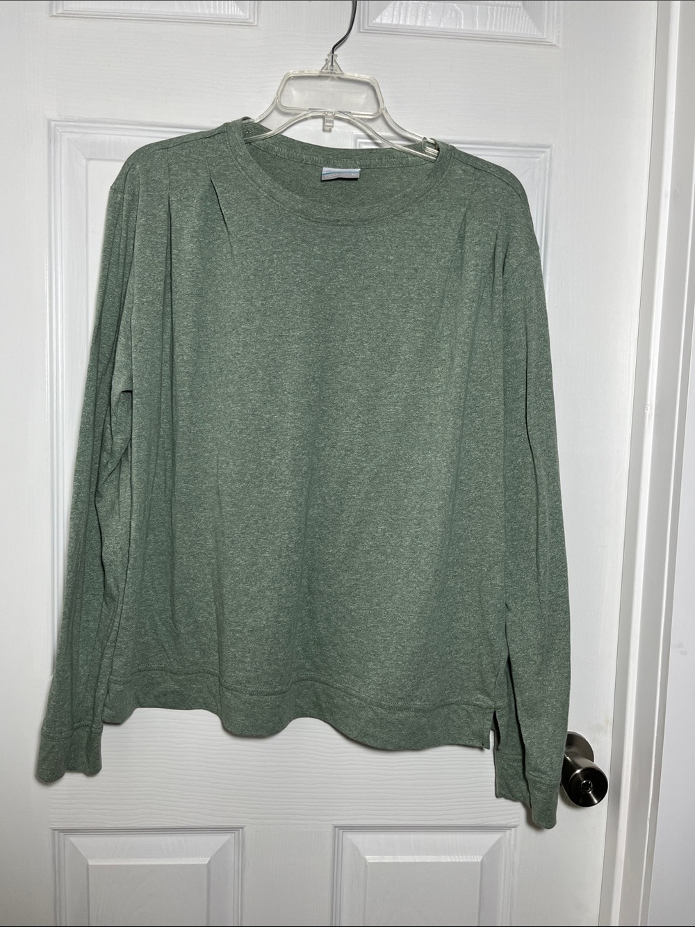 Columbia Long-Sleeve Crewneck Top - Sage Green